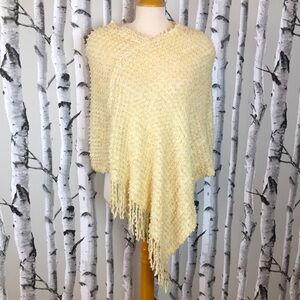 NWT Sax Creme Poncho With Gold Metallic Thread…
